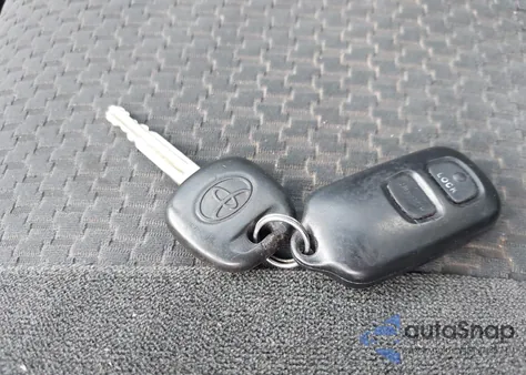 2005 Toyota Corolla S from USA, damaged, VIN 2T1BR32E95C356193